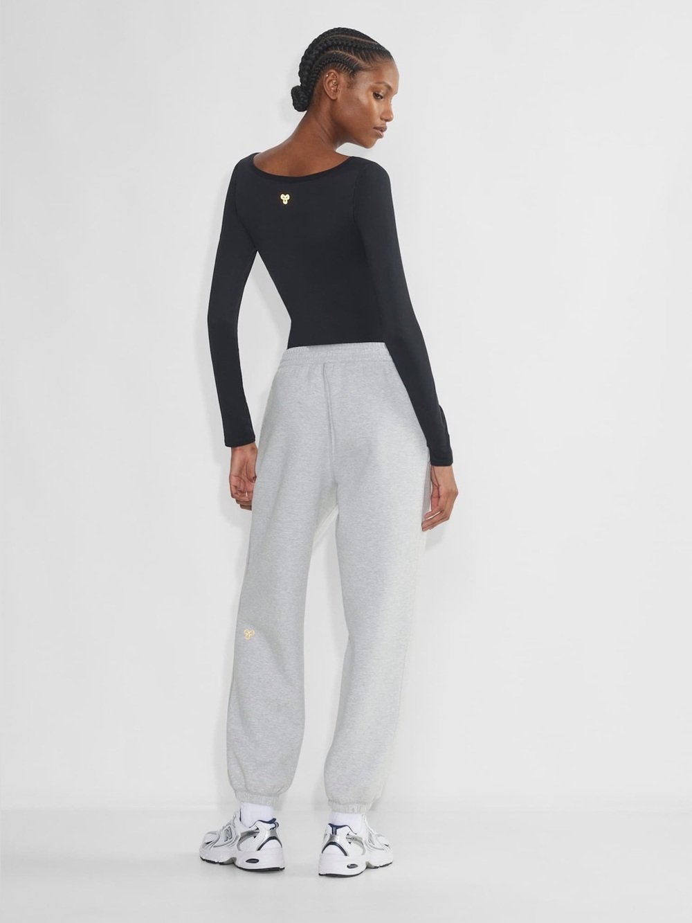TNA Golden  AIRBUTTER™ AEROBIC BODYSUIT | Aritzia AIRBUTTER AEROBIC BODYSUIT - Picture 3 of 6
